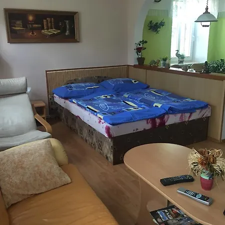 Apartment U Evy Jarosove *